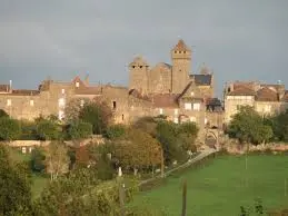 Les remparts de Beaumont