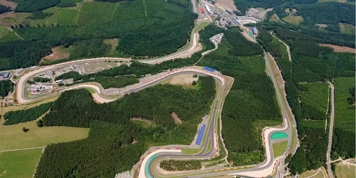 De paddocks van Spa-Francorchamps