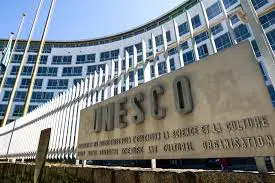 Façade emblématique du siège de l’UNESCO à Paris