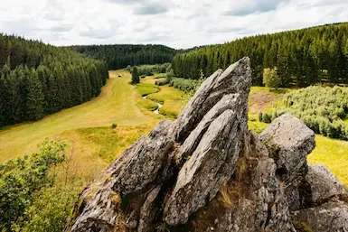 Rocher à Gilquin viewpoint, one of the 49 waymarked hiking routes in Vresse-sur-Semois