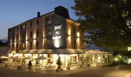 Le Tombeau du Géant – méandre parfait classé patrimoine exceptionnel de Wallonie, depuis Corbion