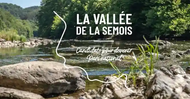 Méandre sauvage de la Semois vu du belvédère de Membre – Parc national Wallonie